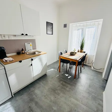 Pod Zvonicí, Apartmán *