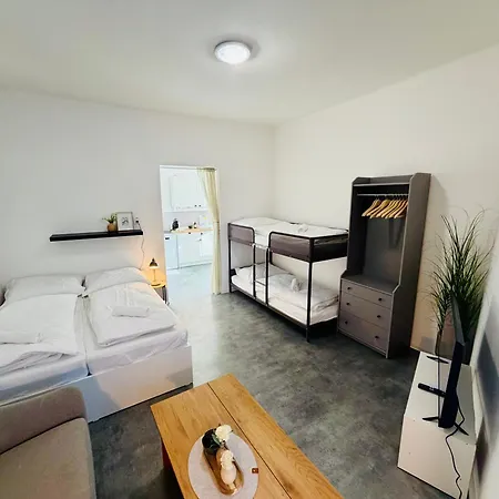 Pod Zvonicí, Apartmán *